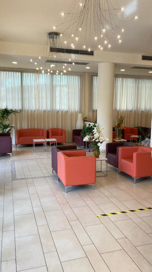 Hotel Abel Cesenatico Buitenkant foto
