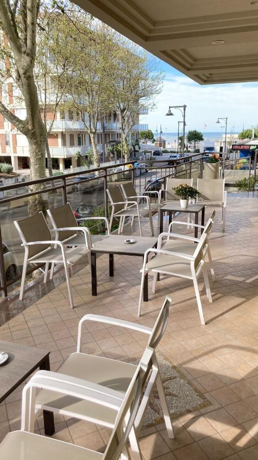 Hotel Abel Cesenatico Buitenkant foto