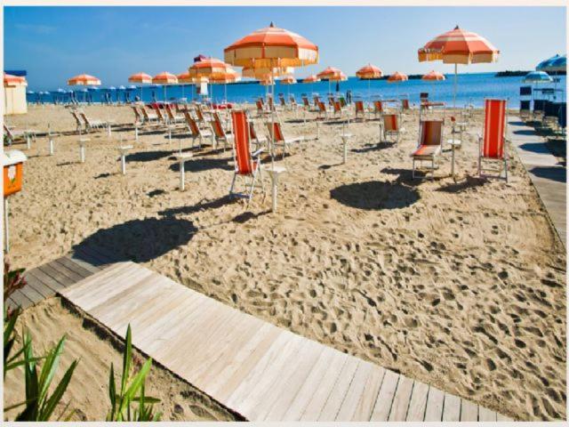 Hotel Abel Cesenatico Buitenkant foto